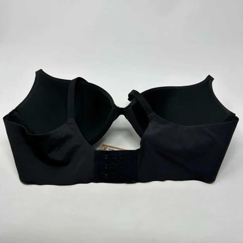 SKIMS NWT ultimate collection push up plunge bra onyx black‎ NWT 32B - Picture 4 of 8